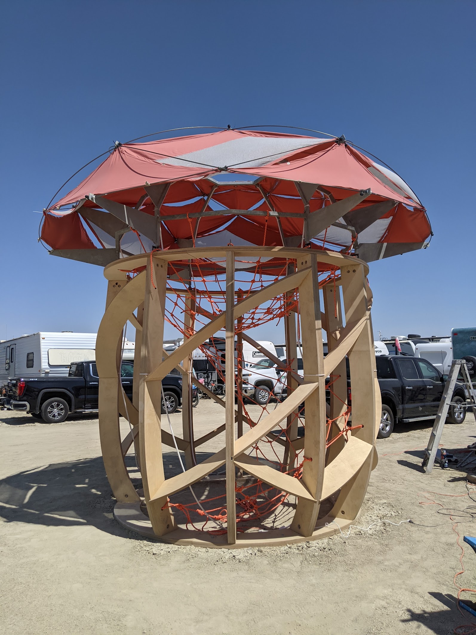 Camp build, the mushroom shade